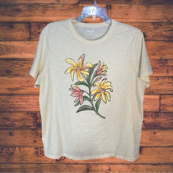 5 for $25🔥Old Navy Everywear Yellow Floral Graphic T-Shirt XL - Picture 1 of 5